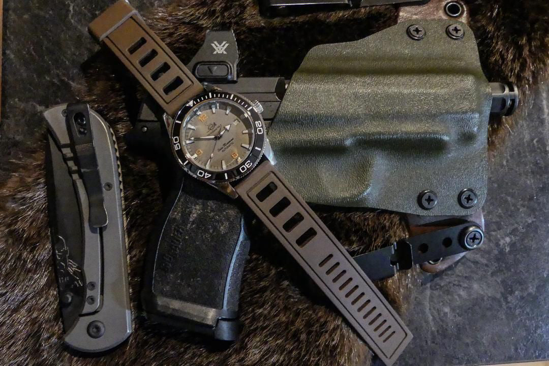 The Swiss SS-1 in Burlap Moss