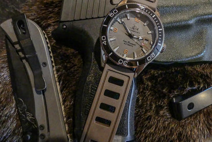 The Swiss SS-1 in Burlap Moss