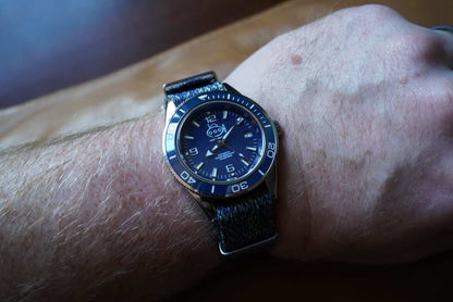 The SS-1 in Blue