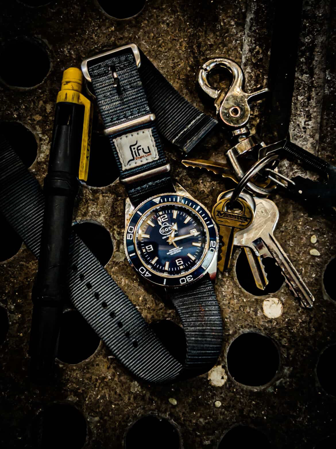 The SS-1 in Blue